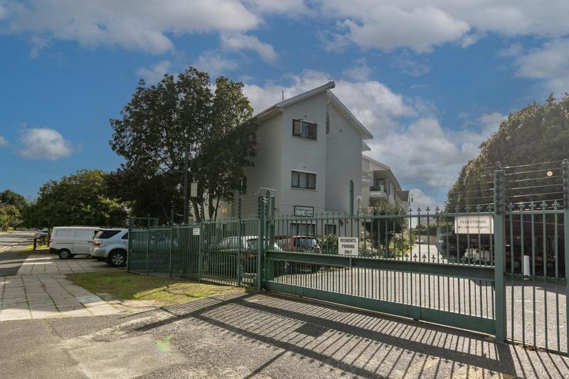 2 Bedroom Property for Sale in Pinelands Western Cape